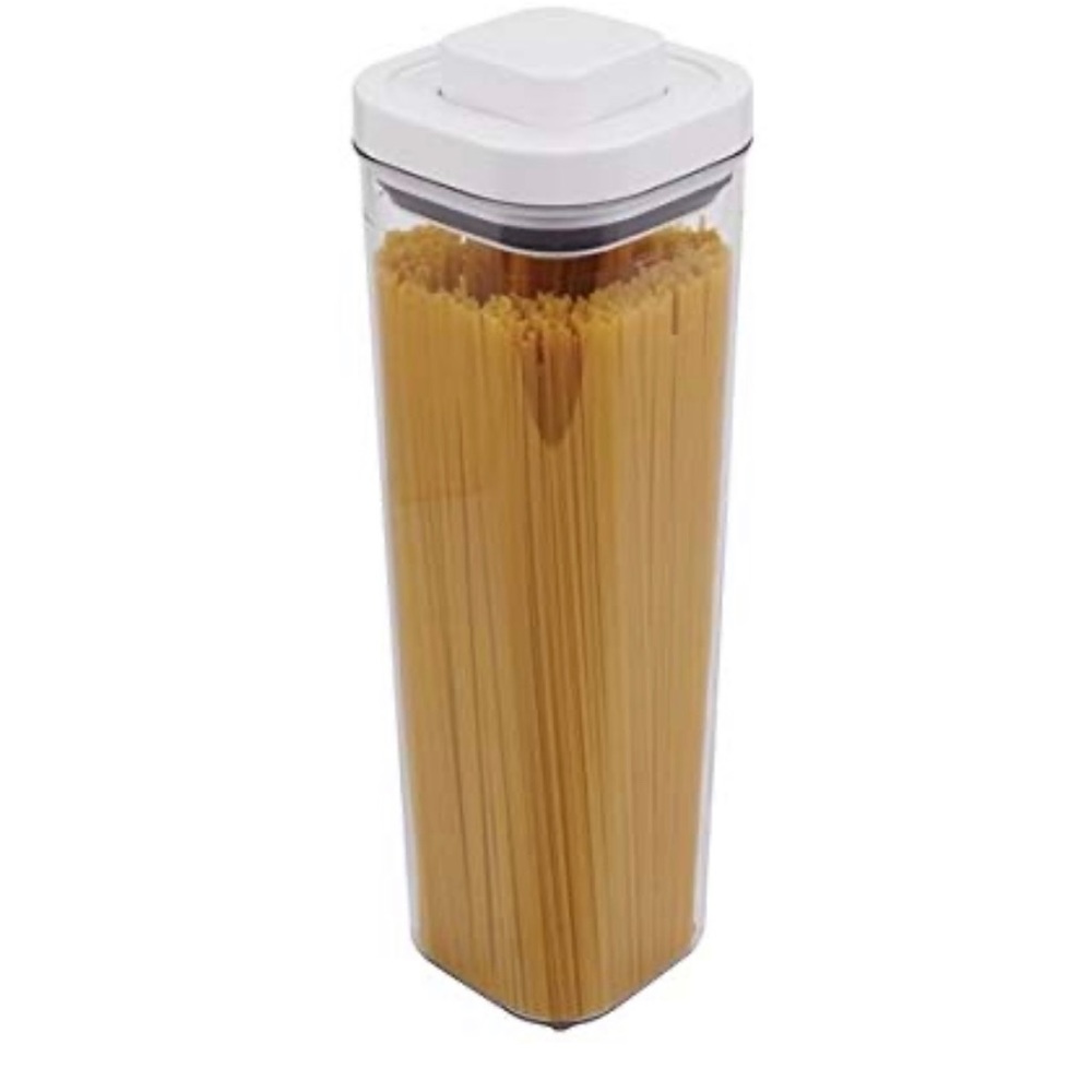 NWOT OXO Pop 2.3 Quart Container